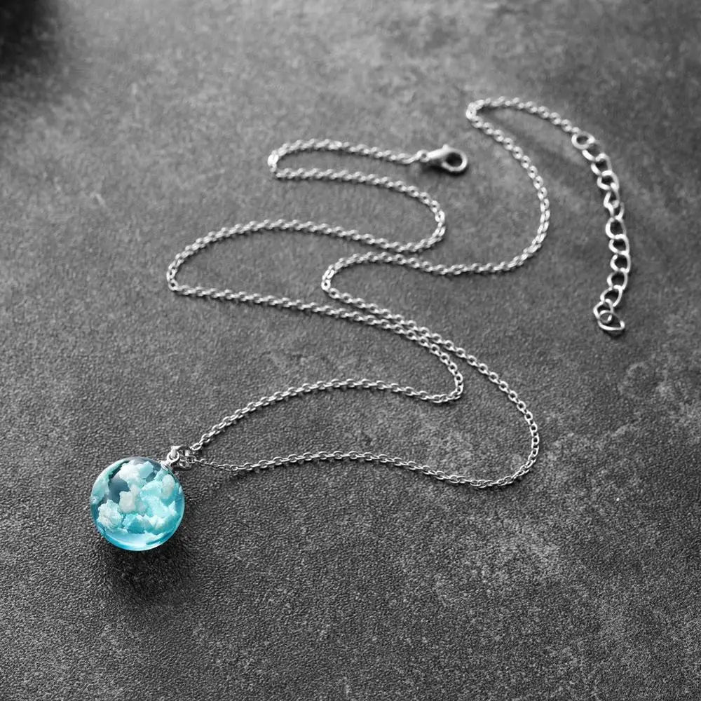 Fashions W.S...Chic Transparent Resin Rould Ball Moon Pendant Necklace Women Blue Sky White Cloud Chain Necklace Fashion Jewelry Gifts for Girl